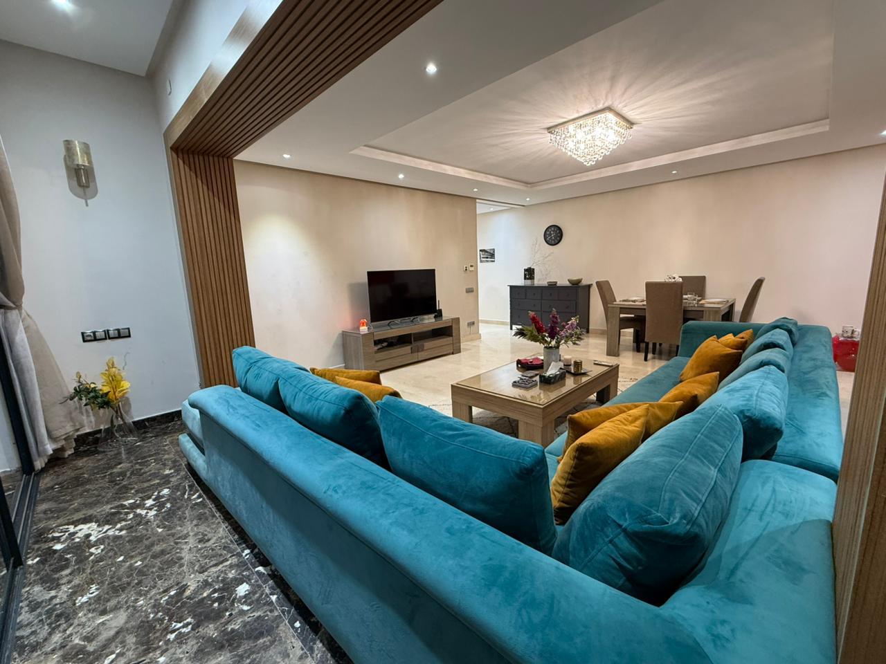 Appartement neuf meublé à louer à Hay Riad – Terrasse et piscine