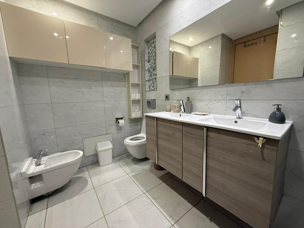 Appartement neuf meublé à louer à Hay Riad – Terrasse et piscine