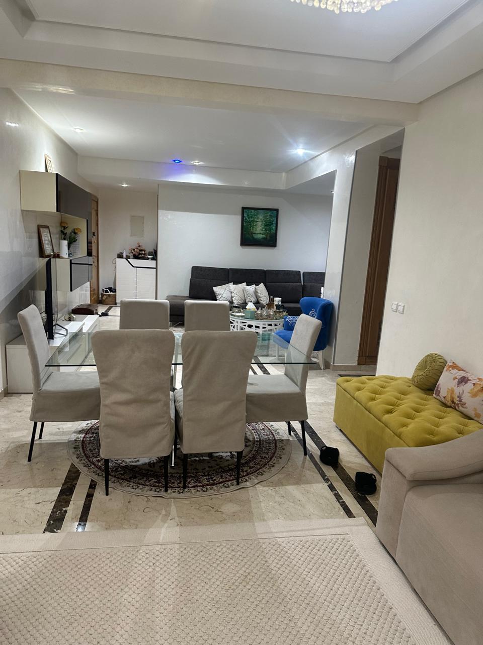 Appartement neuf meublé à louer à Hay Riad – Terrasse et piscine