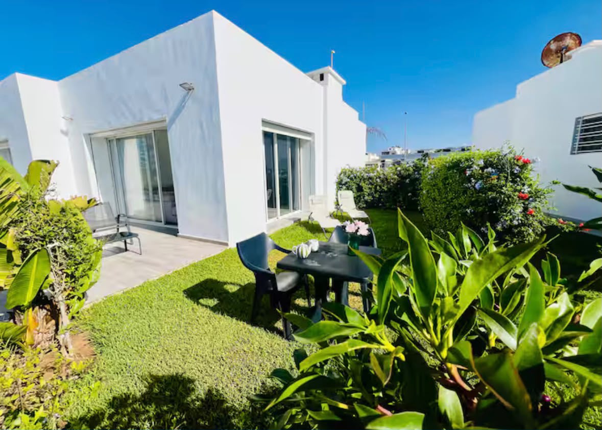 Petite villa a louer a 100 m de la plage