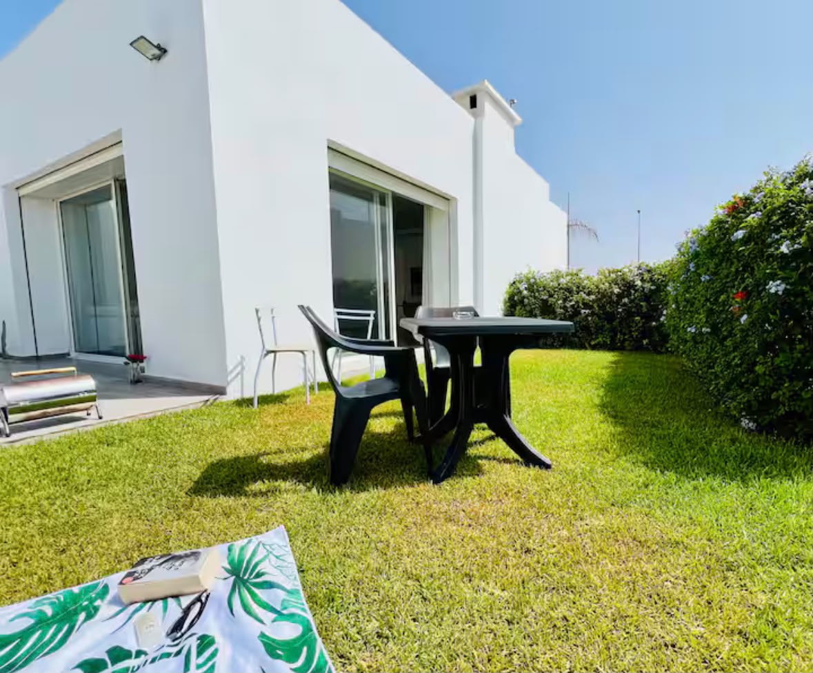 Petite villa a louer a 100 m de la plage