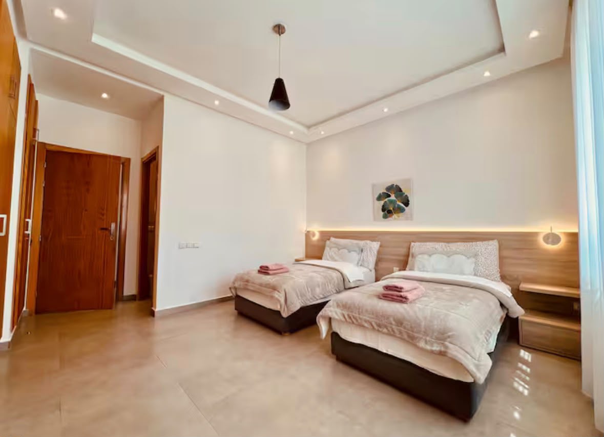 Petite villa a louer a 100 m de la plage