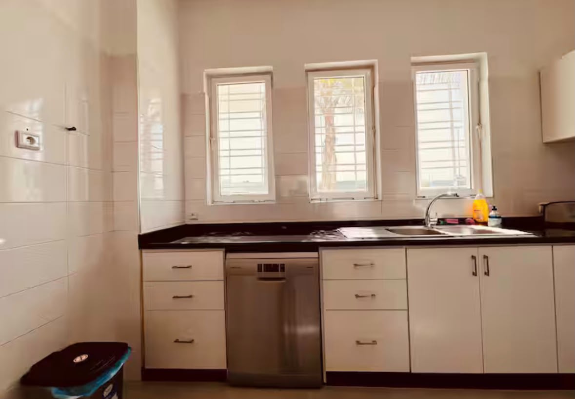 Petite villa a louer a 100 m de la plage
